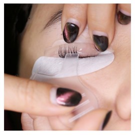 Kirpik Fırçası 003